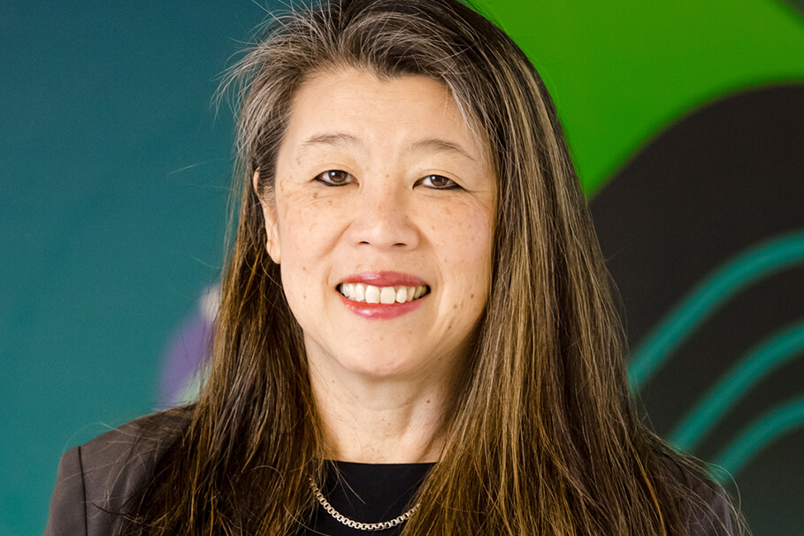 Dr. Mignon Loh