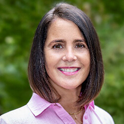 Sylvia Lago