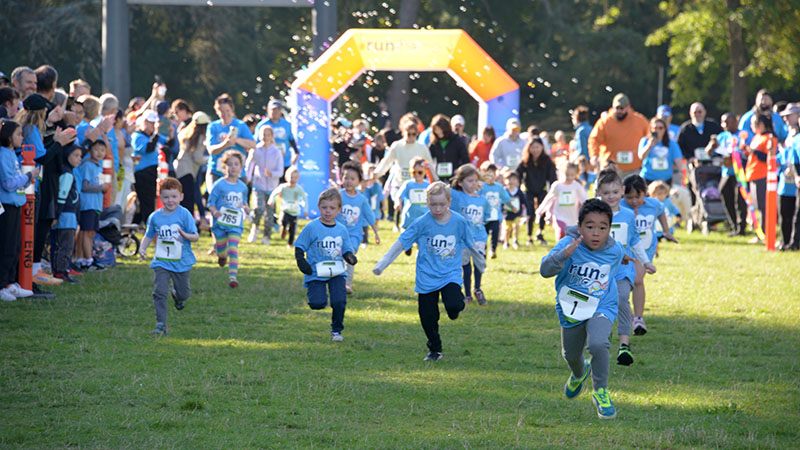 Kids run as part of Seattle Children's Run of Hope