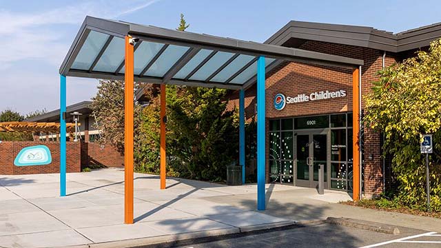 The entrance to Seattle Children's Magnuson Clinic