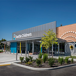 Seattle Children’s North Clinic in Everett building exterior
