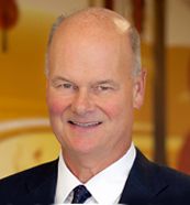 Douglas Picha headshot