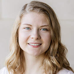 Kira Griswold 