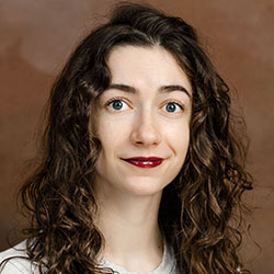 Clara Yampanis 