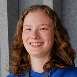 Madelyn Carr 